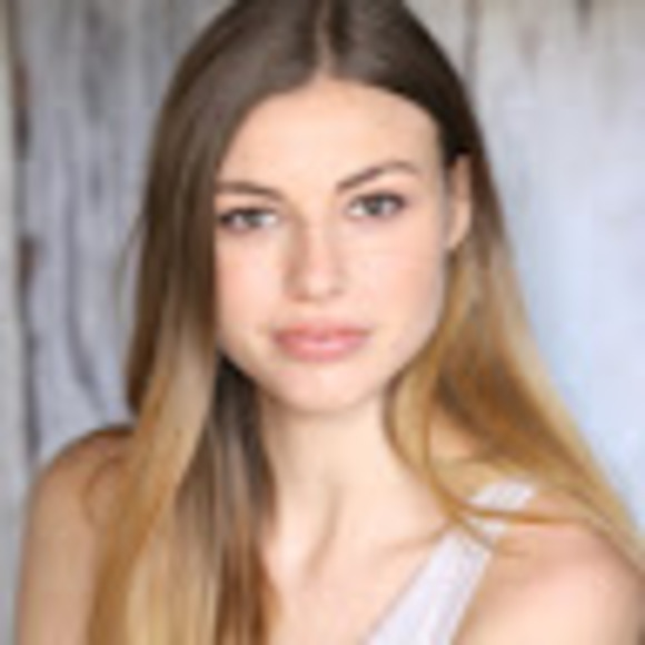 Meet your Posher, Noella - Picture 1 of 1